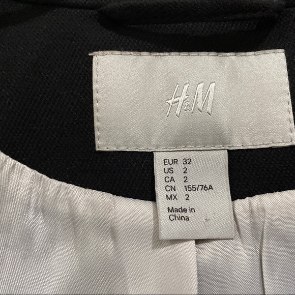 H&M Open Front Black Blazer Jacket Trim With Silver Chain Size 2 - Picture 6 of 12